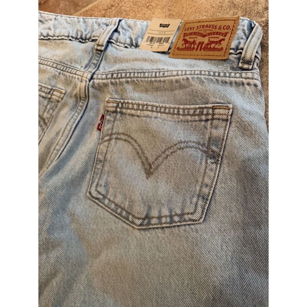 Women's Levi's Superlow Loose Straight Leg Jeans Light Blue Wash 25 X 32 NWT - Picture 7 of 10